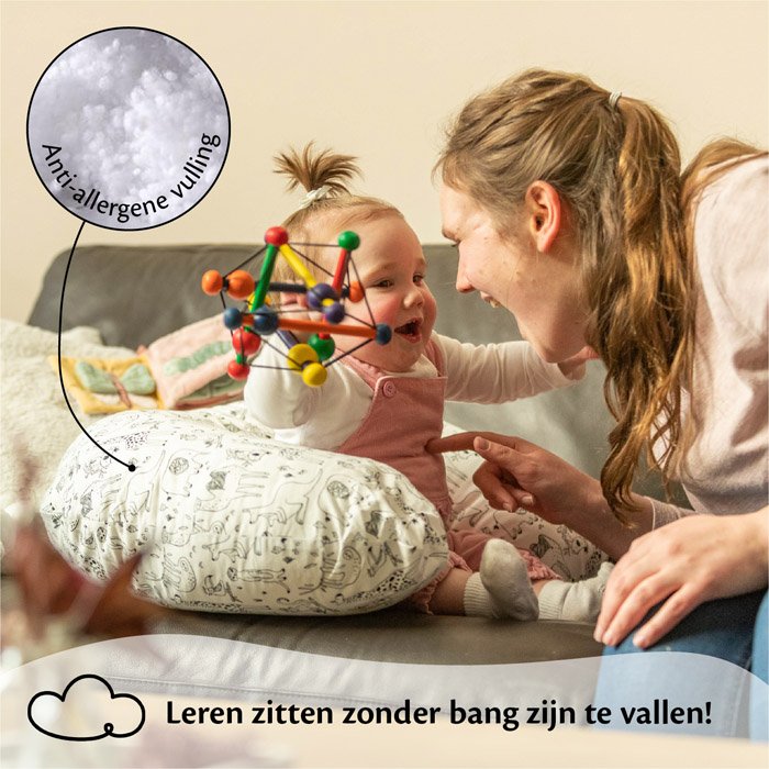Het voedingskussen van Ella, speciaal gemaakt ter ondersteuning tijdens het voeden