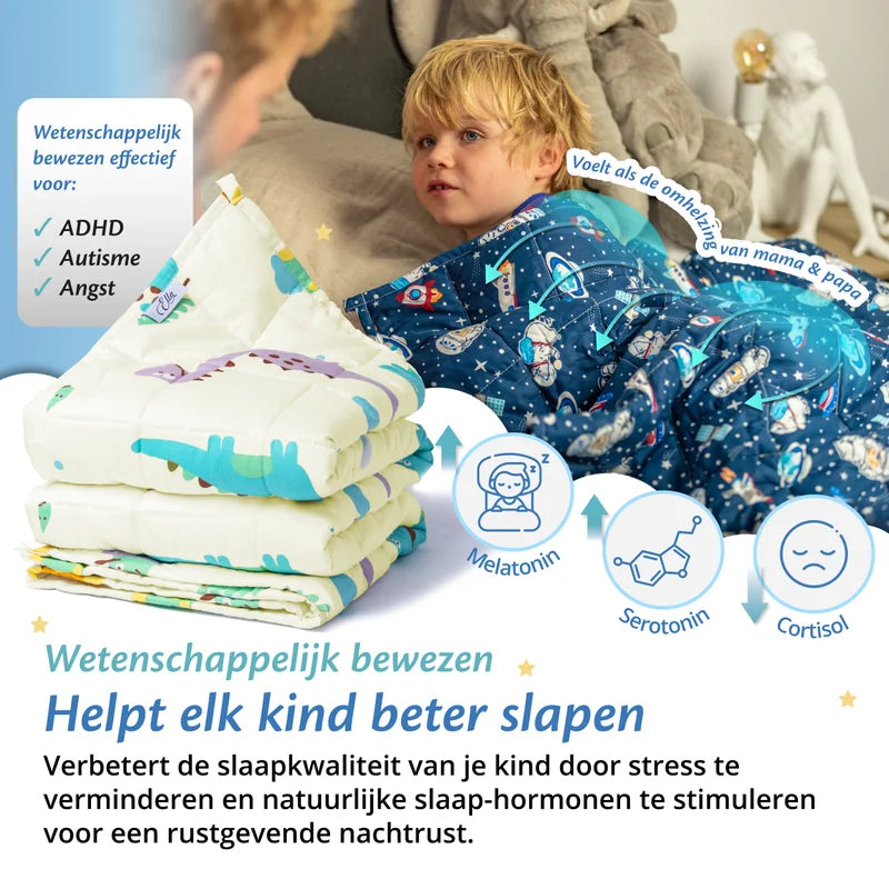 Kind onder Ella verzwaringsdeken met dino-print, naast voordelen voor ADHD, autisme en angst.